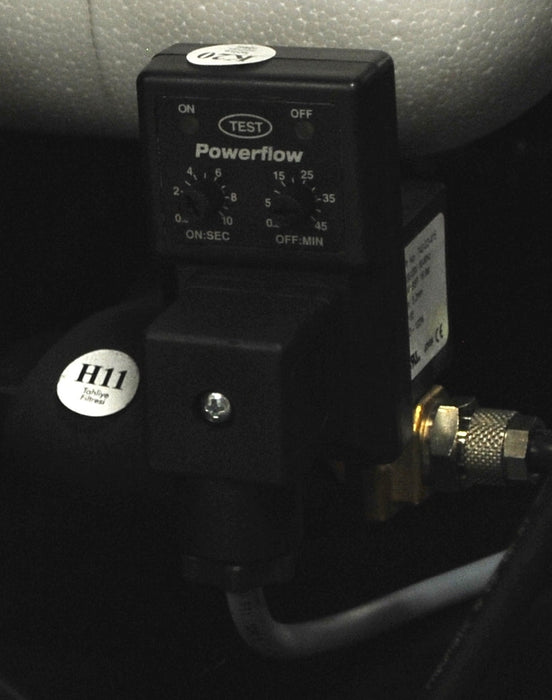 Close-up of the control valve on the Airbase EDRCF1150030 refrigerated air dryer with the 'Powerflow' settings visible.